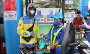 Giá xăng dầu đồng loạt giảm từ chiều 14/5