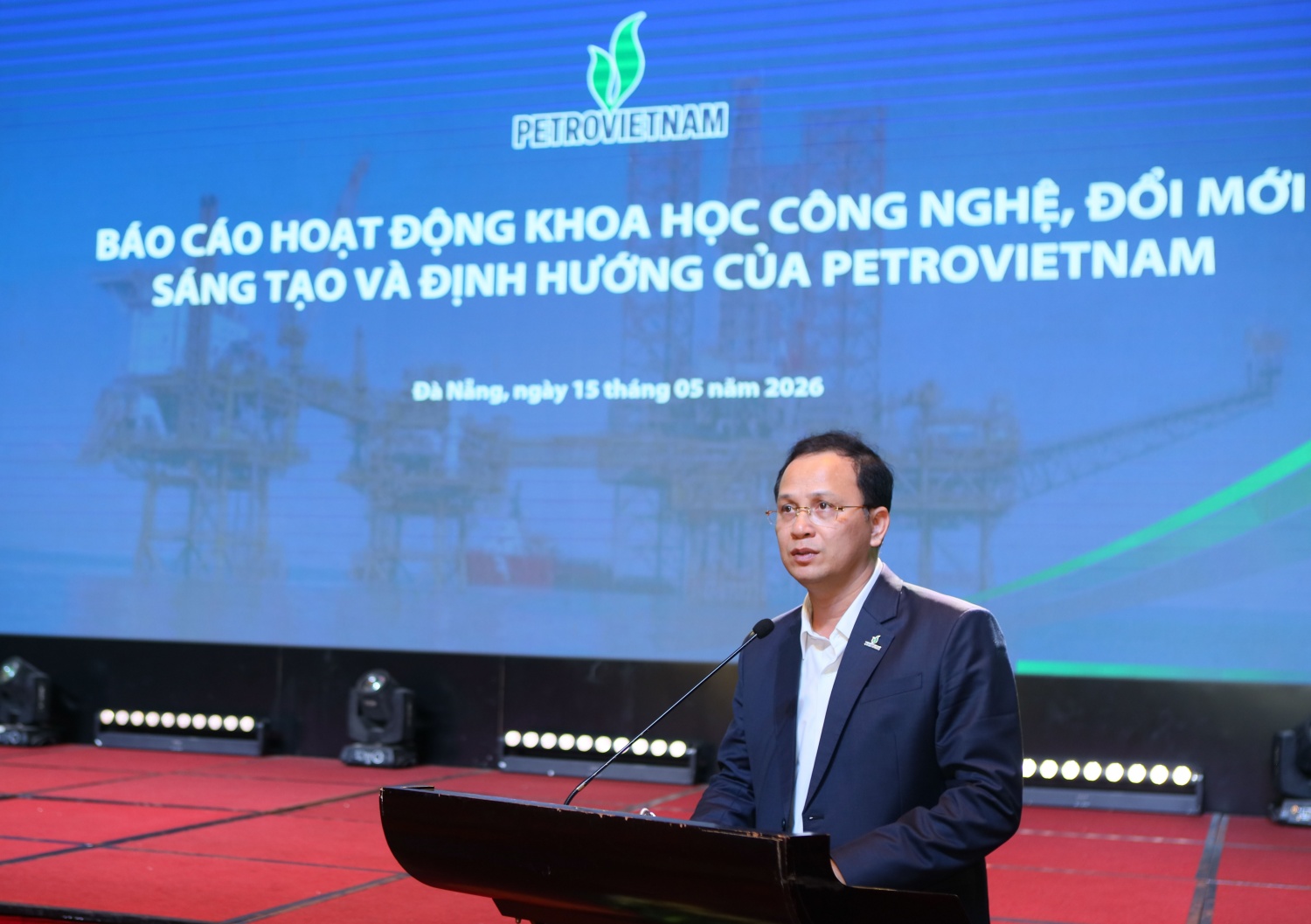 Khoa học công nghệ là nền tảng chiến lược quan trọng trong các hoạt động của Petrovietnam Khoa học công nghệ là nền tảng chiến lược quan trọng trong các hoạt động của Petrovietnam