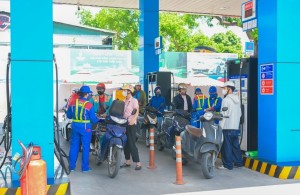Một lít xăng xanh và bài toán an ninh năng lượng