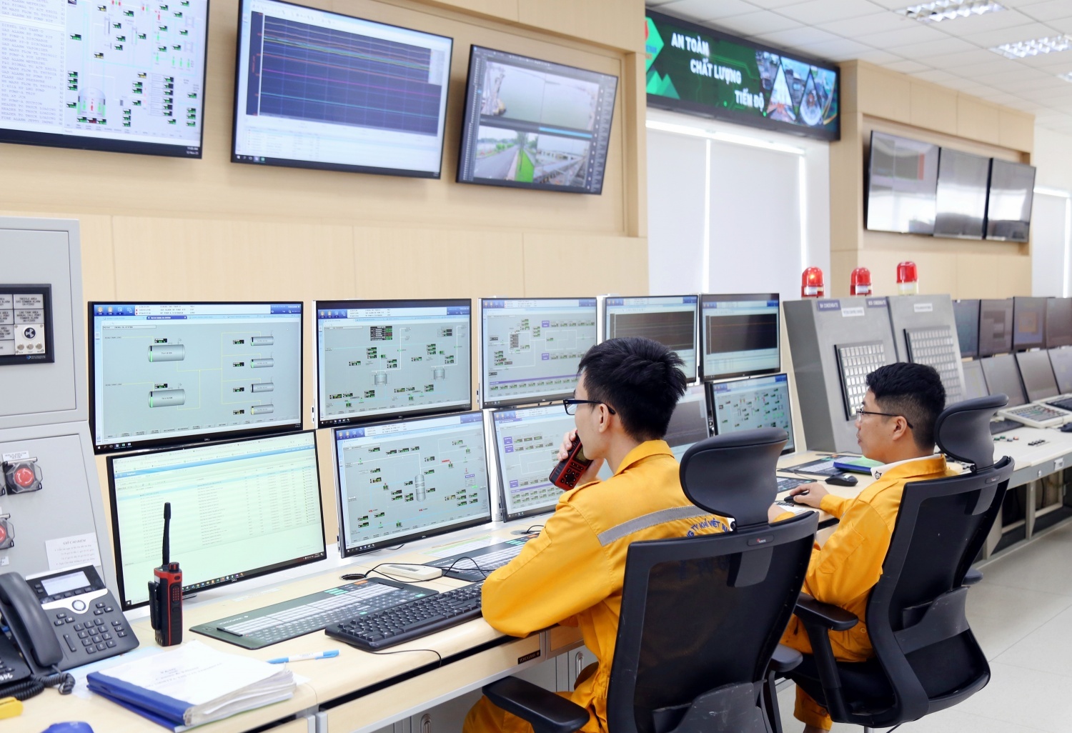 Khoa học công nghệ - “đòn bẩy chiến lược” trong hành trình chuyển đổi của Petrovietnam Khoa học công nghệ - “đòn bẩy chiến lược” trong hành trình chuyển đổi của Petrovietnam
