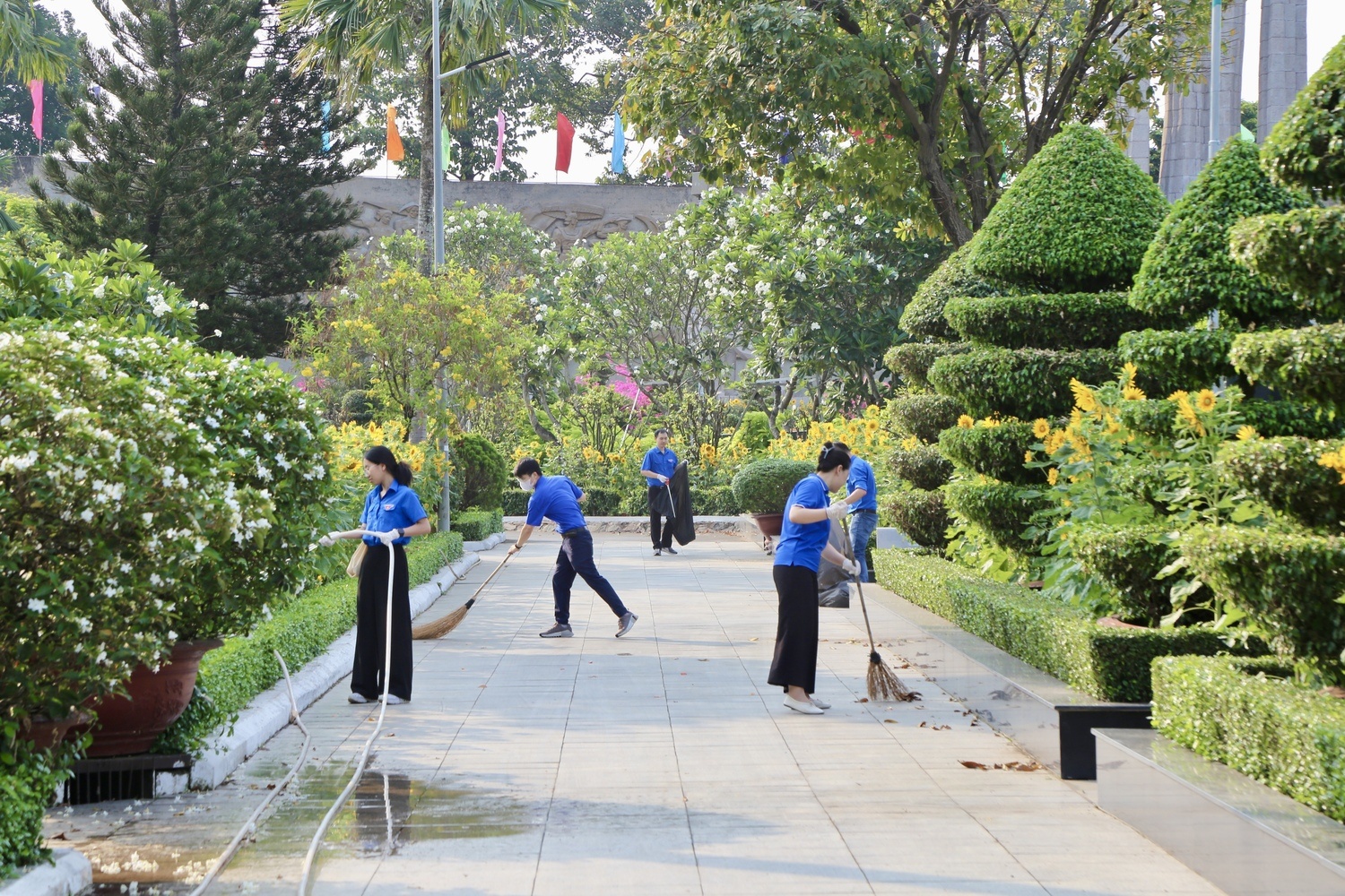 Đảng bộ PQPOC lan tỏa tinh thần học Bác để thắp sáng khát vọng cống hiến Đảng bộ PQPOC lan tỏa tinh thần học Bác để thắp sáng khát vọng cống hiến