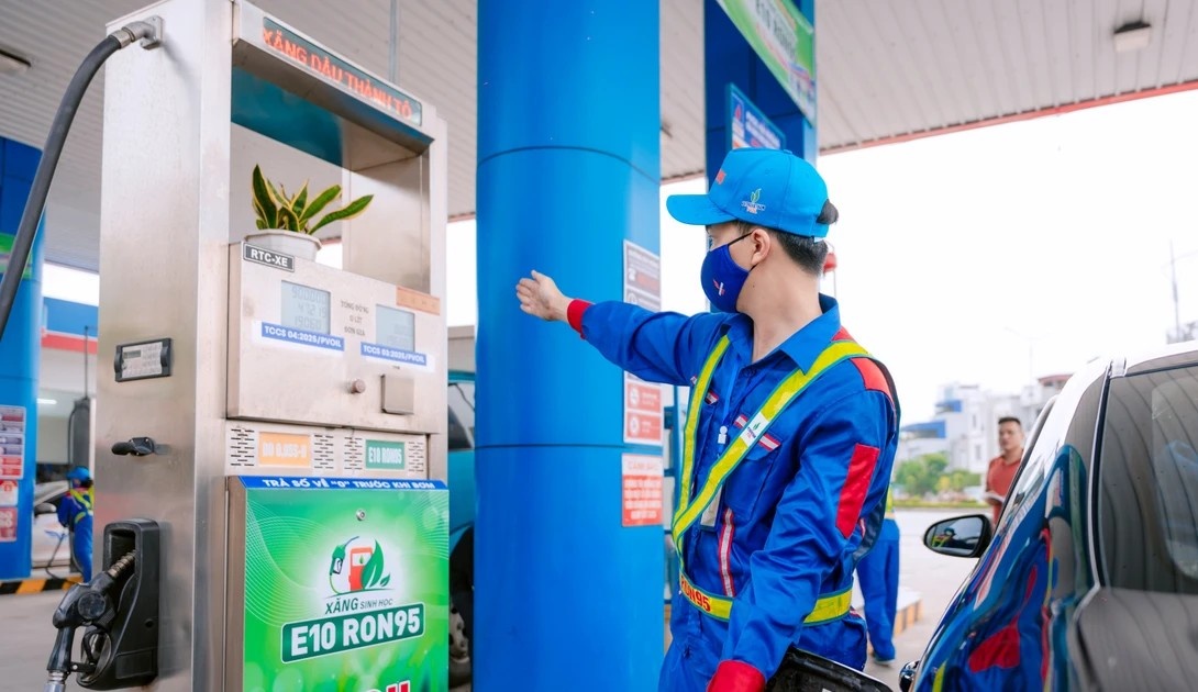 Xử lý nghiêm cửa hàng chậm chuyển đổi sang xăng E10 Xử lý nghiêm cửa hàng chậm chuyển đổi sang xăng E10