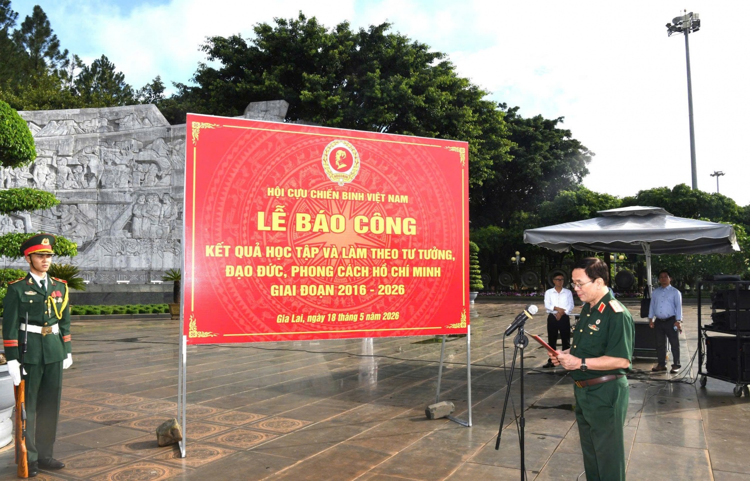 Hội CCB Petrovietnam báo công dâng Bác, lan tỏa phẩm chất “Bộ đội Cụ Hồ” thời kỳ mới