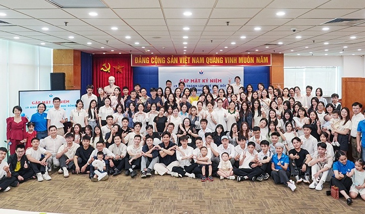 Kỷ niệm 19 năm thành lập Quỹ học bổng Thắp Sáng Niềm Tin: Hành trình bền bỉ lan tỏa giá trị nhân văn