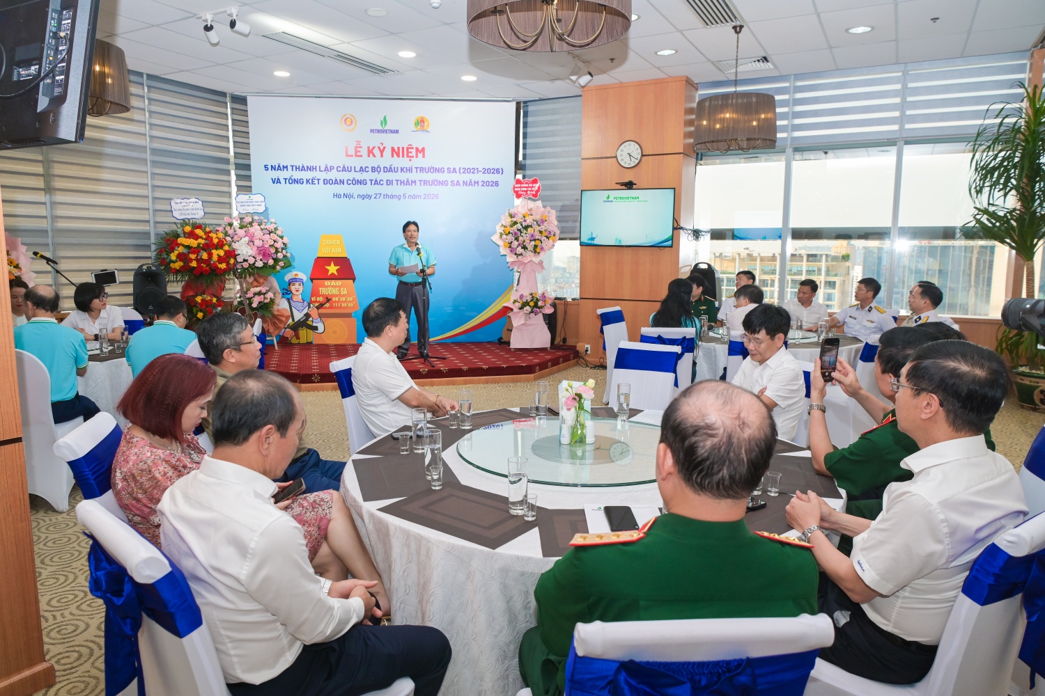 Toàn cảnh chương trình