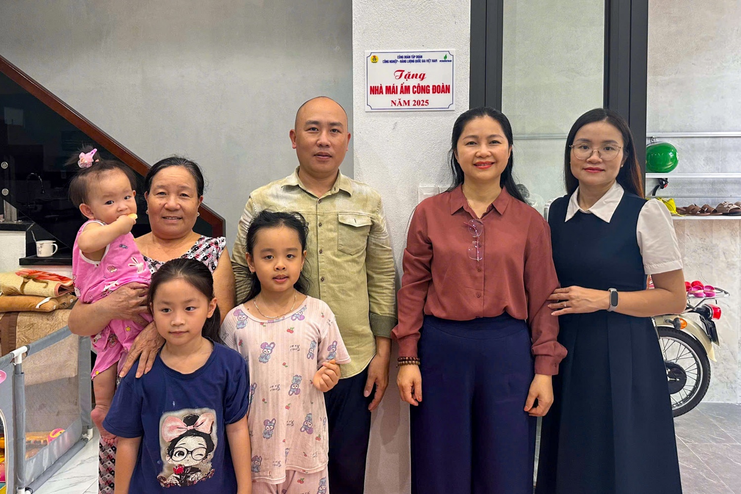 Công đoàn Petrovietnam trao “Mái ấm Công đoàn”, lan tỏa tinh thần sẻ chia đến người lao động tại miền Trung