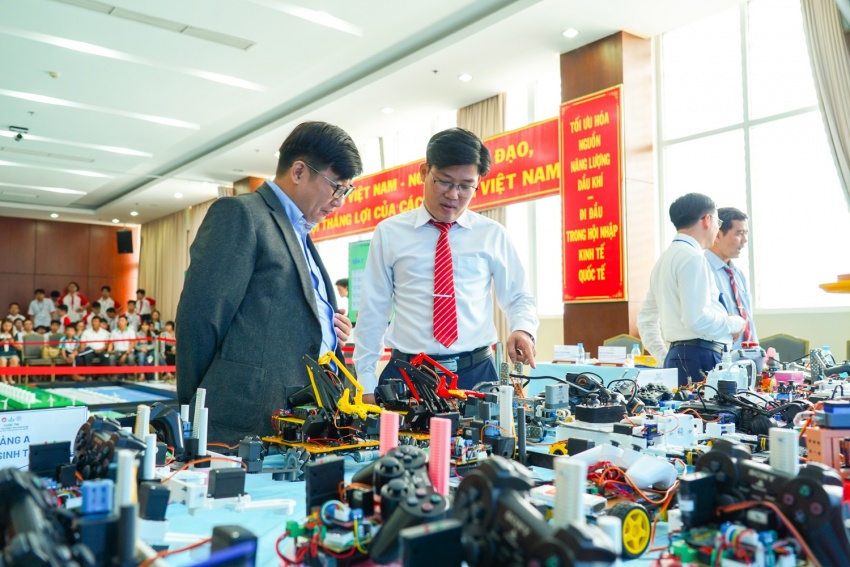 STEM Innovation Petrovietnam: Khơi nguồn đam mê khoa học đỉnh cao tại Sáng tạo Robot PVU 2026 STEM Innovation Petrovietnam: Khơi nguồn đam mê khoa học đỉnh cao tại Sáng tạo Robot PVU 2026