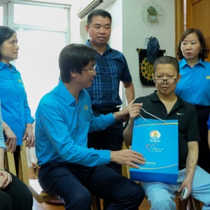 "Những món quà từ Đại hội" lan tỏa yêu thương đến đoàn viên Petrovietnam mắc bệnh hiểm nghèo