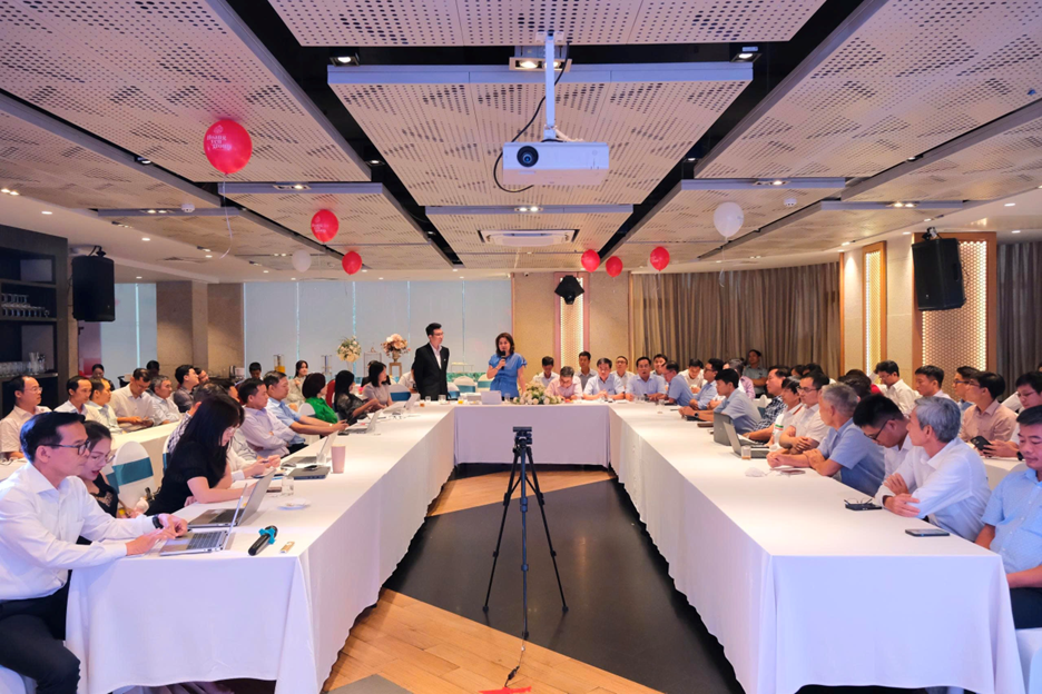 PVOIL tổ chức hội thảo khoa học nội bộ: Thúc đẩy chiến lược chuyển dịch năng lượng, phát triển nhiên liệu sạch PVOIL tổ chức hội thảo khoa học nội bộ: Thúc đẩy chiến lược chuyển dịch năng lượng, phát triển nhiên liệu sạch