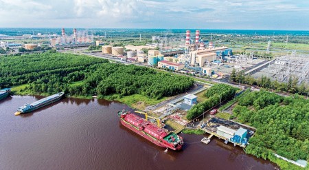 Từ sứ mệnh “đi tìm lửa” đến kiến tạo năng lượng xanh