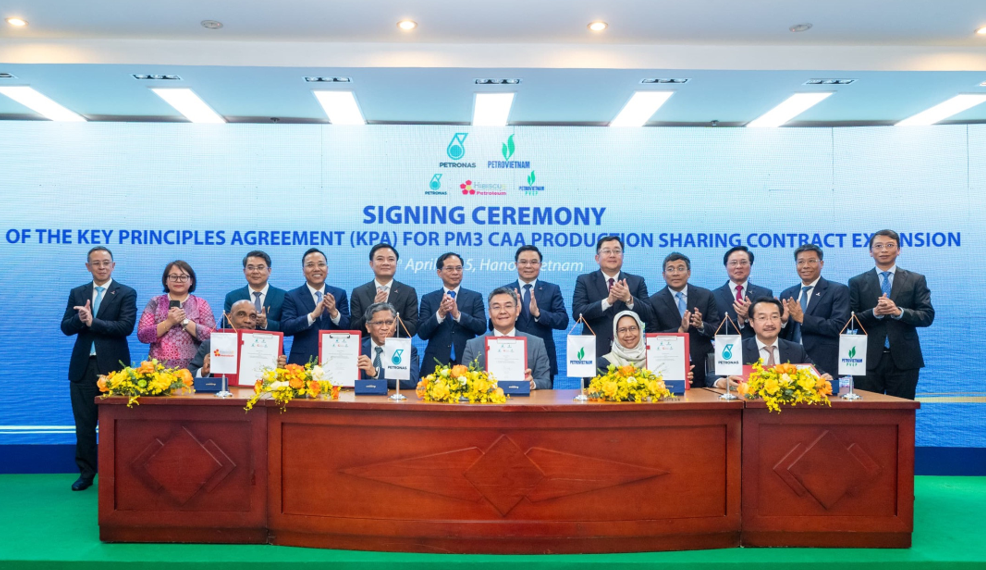 PETRONAS - người bạn tin cậy của PETROVIETNAM PETRONAS - người bạn tin cậy của PETROVIETNAM