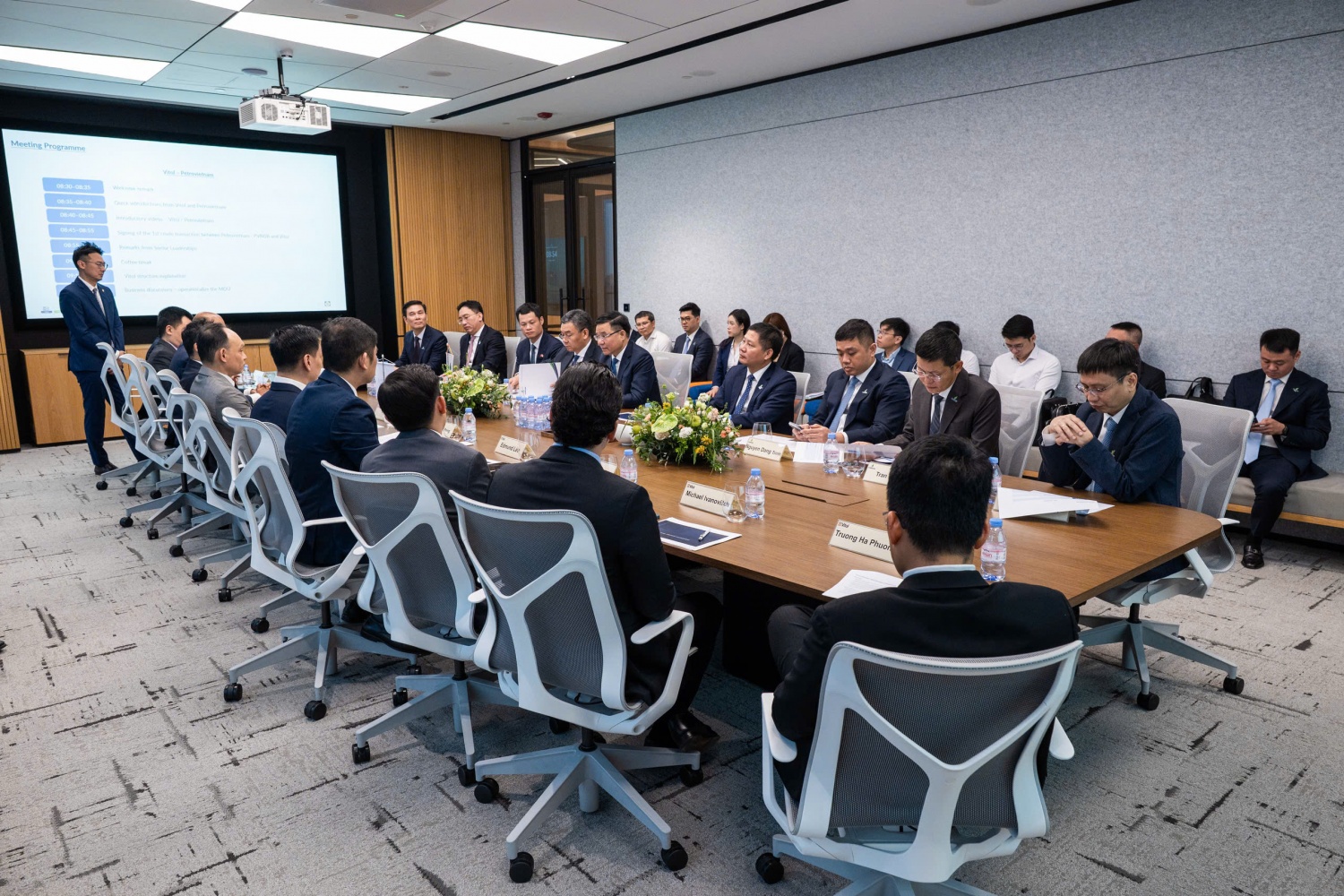 Petrovietnam và Vitol Asia Pte. Ltd. (Vitol) thúc đẩy hợp tác trong lĩnh vực năng lượng Petrovietnam và Vitol Asia Pte. Ltd. (Vitol) thúc đẩy hợp tác trong lĩnh vực năng lượng