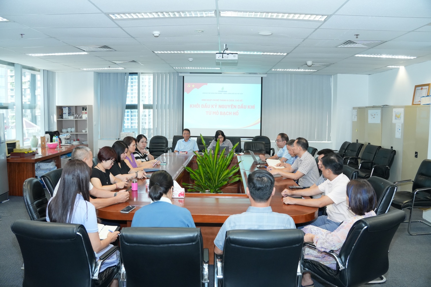 Ôn lại hành trình từ mỏ Bạch Hổ, tiếp thêm khát vọng phát triển mới Ôn lại hành trình từ mỏ Bạch Hổ, tiếp thêm khát vọng phát triển mới