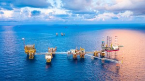 Vietsovpetro đạt mốc khai thác 255 triệu tấn dầu: Dấu son mới trên hành trình chinh phục biển khơi