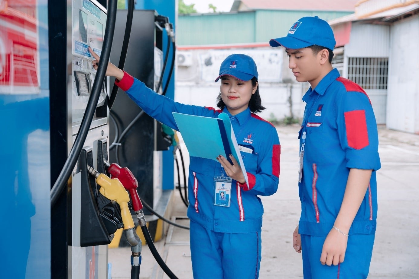 Sôi nổi Cuộc thi ảnh “Chân dung Người lao động PVOIL” năm 2026 Sôi nổi Cuộc thi ảnh “Chân dung Người lao động PVOIL” năm 2026