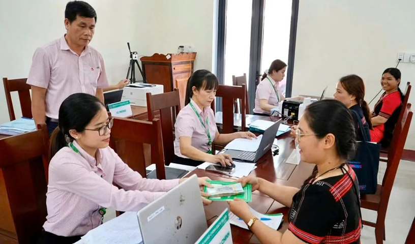 Tin tức kinh tế ngày 6/6: Hơn 1,1 triệu lượt hộ được vay vốn chính sách Tin tức kinh tế ngày 6/6: Hơn 1,1 triệu lượt hộ được vay vốn chính sách