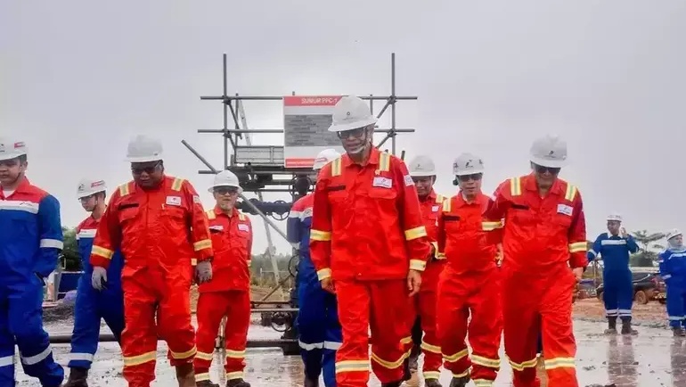 "Giếng dầu cộng đồng" - Giải pháp tăng sản lượng dầu mỏ của Indonesia