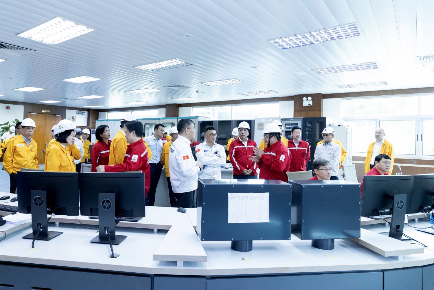 Thúc đẩy các giải pháp bảo đảm nguồn khí dài hạn cho Cụm Khí - Điện - Đạm Cà Mau