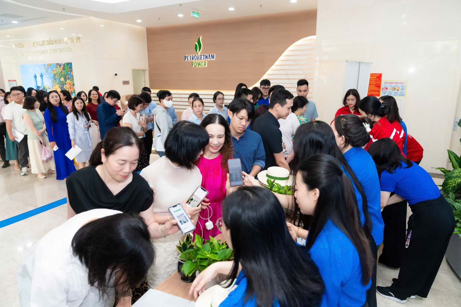 Chương trình thu hút đông đảo cán bộ nhân viên PV Power tham gia Chương trình thu hút đông đảo cán bộ nhân viên PV Power tham gia