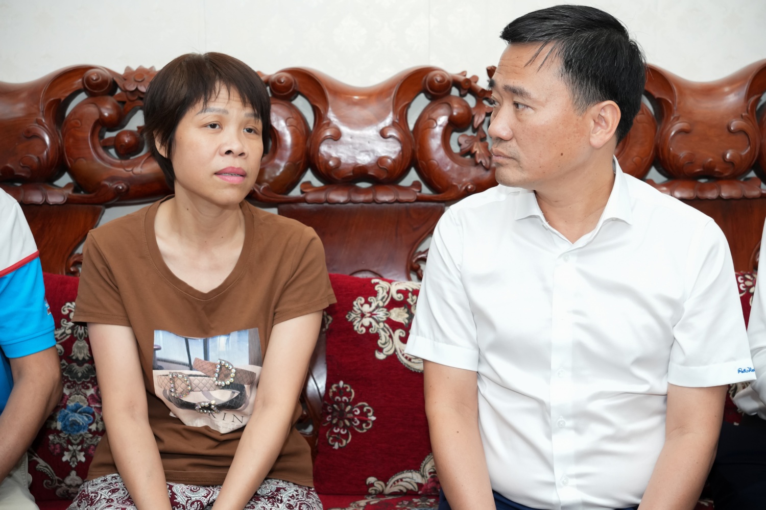Công đoàn Petrovietnam trao “Những món quà từ Đại hội” động viên người lao động mắc bệnh hiểm nghèo tại Hải Phòng và Ninh Bình Công đoàn Petrovietnam trao “Những món quà từ Đại hội” động viên người lao động mắc bệnh hiểm nghèo tại Hải Phòng và Ninh Bình