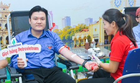 Lan tỏa văn hóa "Nghĩa tình" từ những giọt máu hồng Petrovietnam