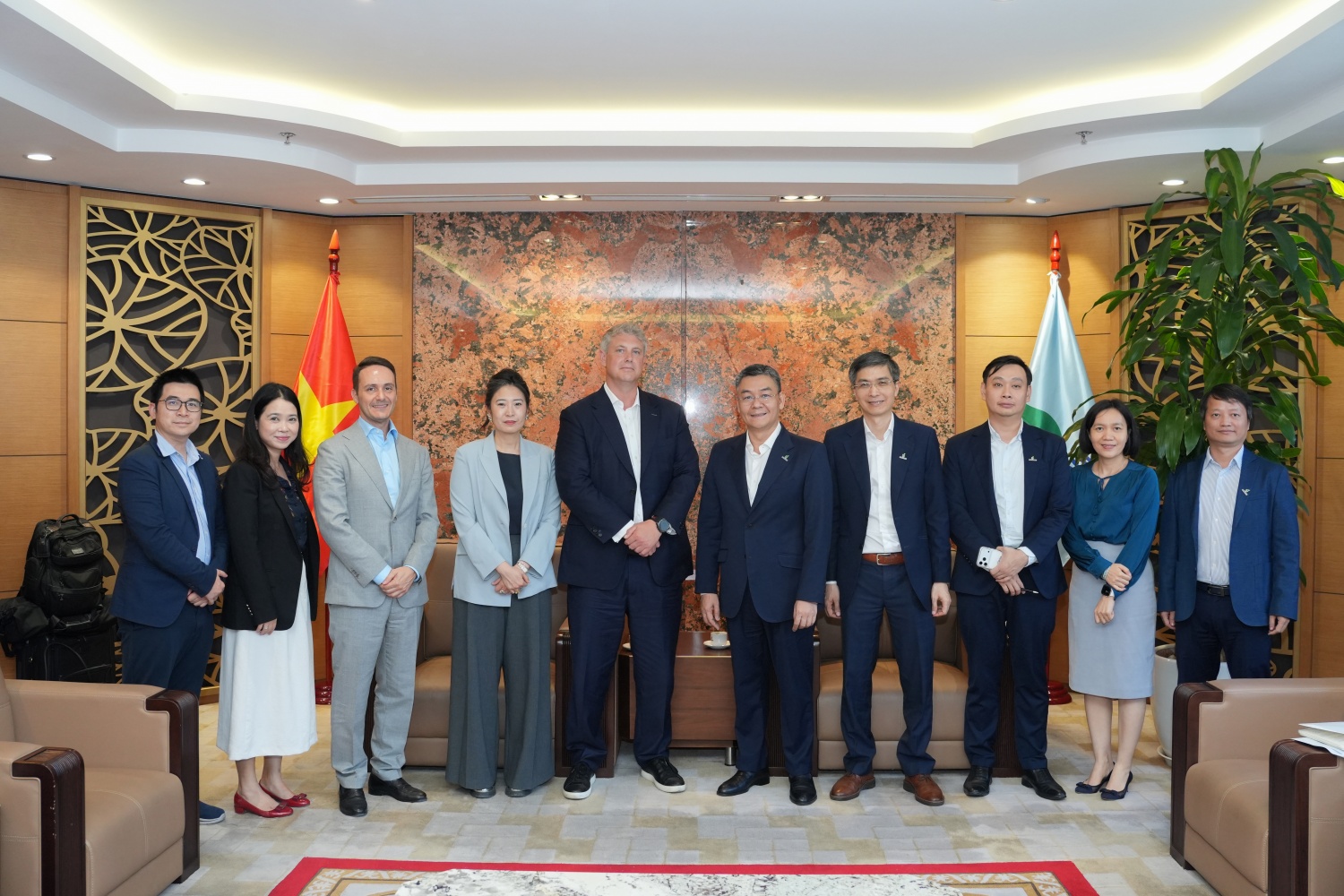 Petrovietnam và CIP thúc đẩy hợp tác, mở rộng cơ hội đầu tư điện gió ngoài khơi tại Việt Nam