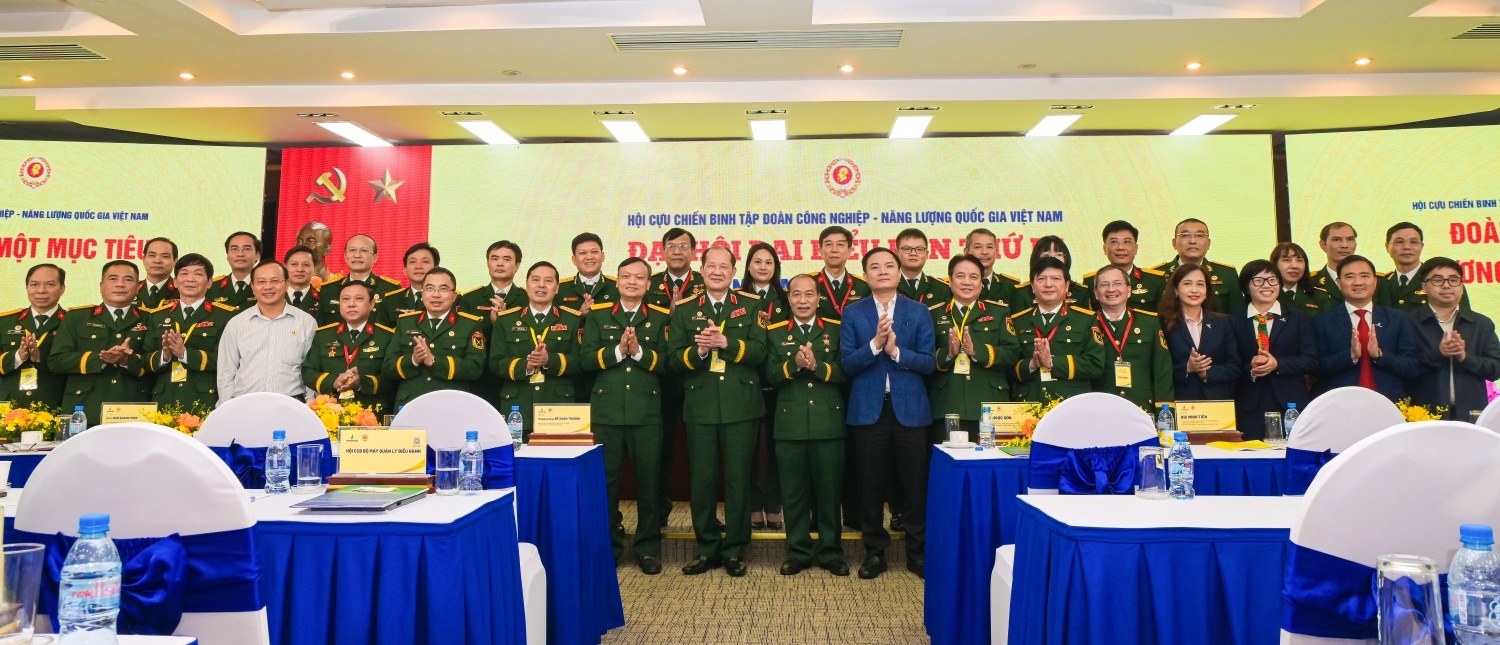 Đoàn đại biểu Hội CCB Petrovietnam tham dự Đại hội Đại biểu Toàn quốc Hội CCB Việt Nam lần thứ VIII Đoàn đại biểu Hội CCB Petrovietnam tham dự Đại hội Đại biểu Toàn quốc Hội CCB Việt Nam lần thứ VIII