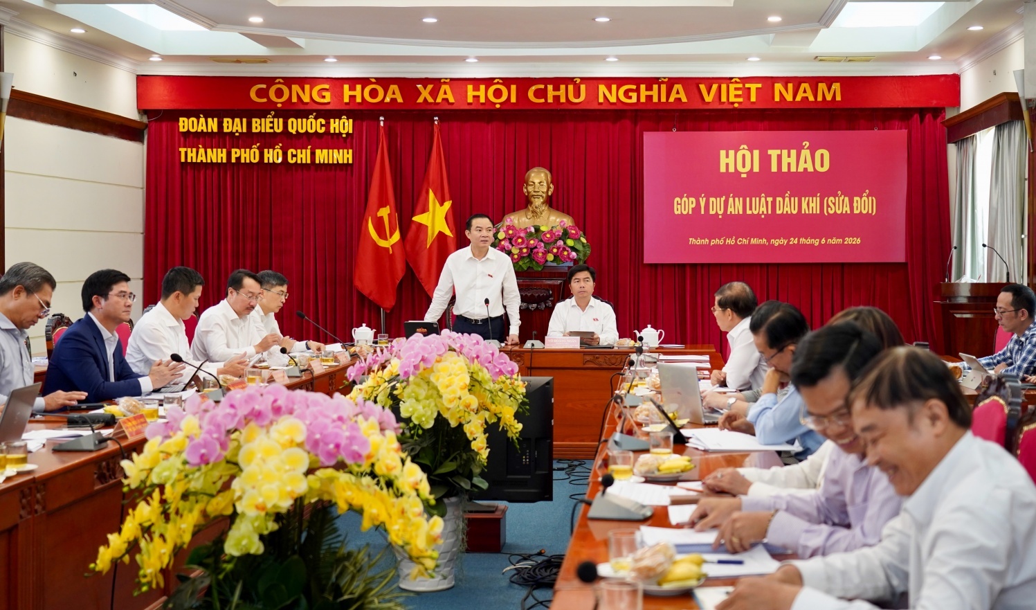 Sửa đổi Luật Dầu khí: Chuyển từ tư duy “kiểm soát” sang “kiến tạo phát triển”