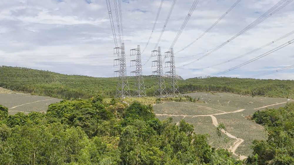 Bốn mạch 500kV Bắc - Nam cung cấp gần 20% sản lượng điện cho miền Bắc trong cao điểm nắng nóng