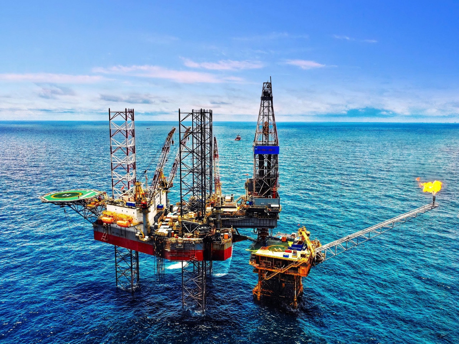 Chi nhánh của PV Drilling được Viện Dầu khí Hoa Kỳ cấp chứng nhận Quản lý và vận hành các giàn khoan ngoài khơi Chi nhánh của PV Drilling được Viện Dầu khí Hoa Kỳ cấp chứng nhận Quản lý và vận hành các giàn khoan ngoài khơi