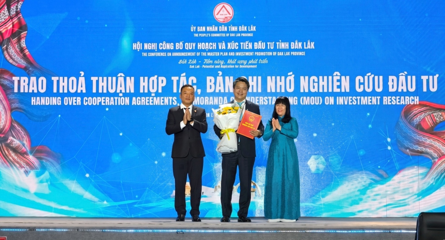 PVFCCo-PHÚ MỸ VÀ TỈNH ĐẮK LẮK KÝ KẾT BẢN GHI NHỚ HỢP TÁC, THÚC ĐẨY ĐẦU TƯ TRUNG TÂM ĐỔI MỚI SÁNG TẠO NÔNG NGHIỆP CÔNG NGHỆ CAO PVFCCo - Phú Mỹ và Đắk Lắk phối hợp nghiên cứu, đầu tư Trung tâm Đổi mới sáng tạo Nông nghiệp công nghệ cao