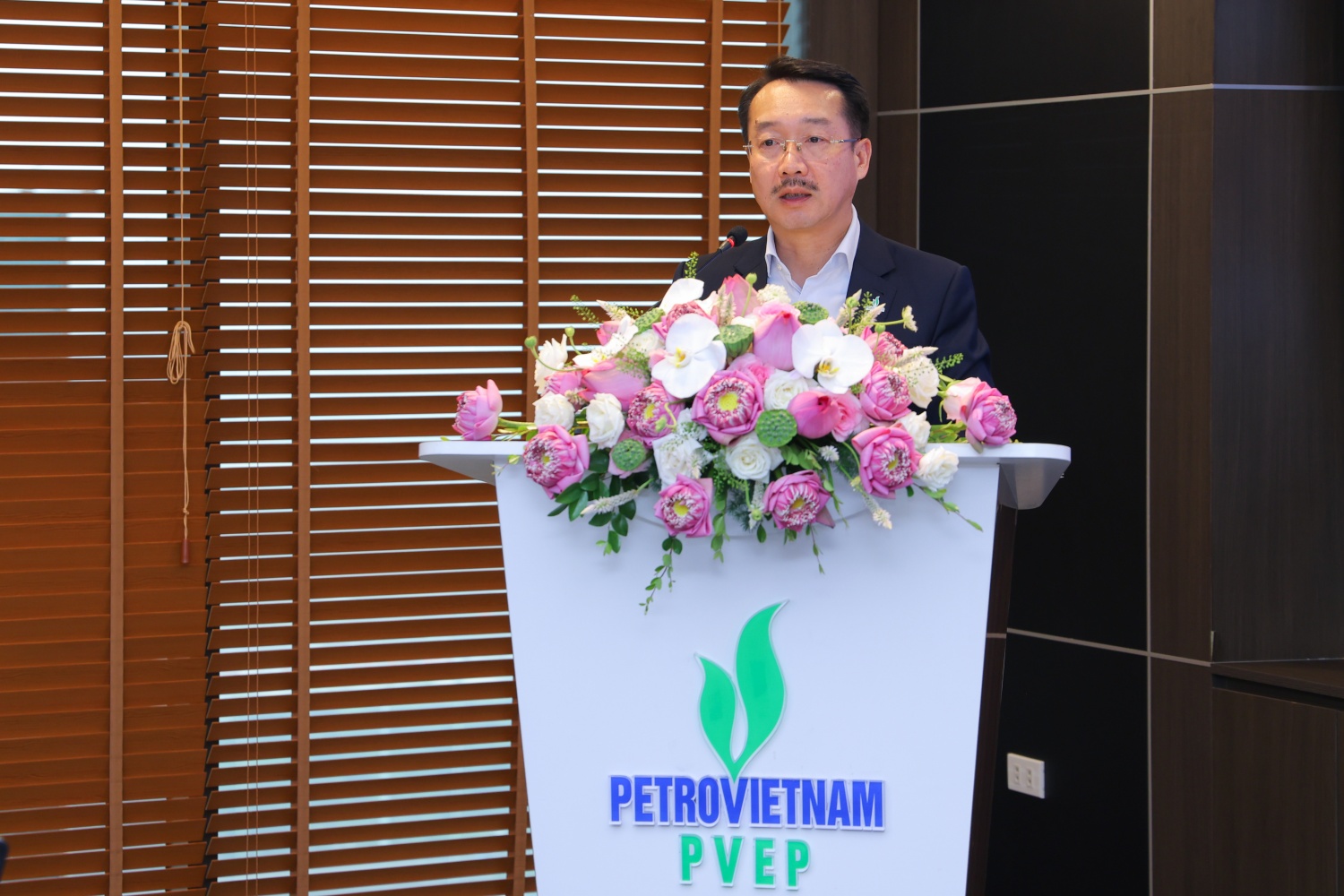 PVEP kiên định mục tiêu tăng trưởng, nâng cao hiệu quả thăm dò khai thác dầu khí PVEP kiên định mục tiêu tăng trưởng, nâng cao hiệu quả thăm dò khai thác dầu khí