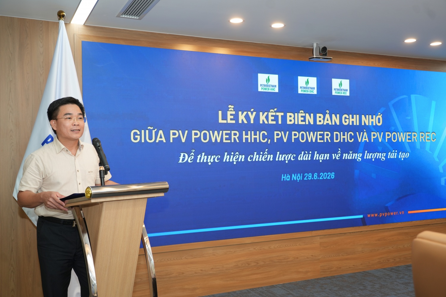Ba đơn vị thành viên PV Power ký kết hợp tác phát triển năng lượng tái tạo Ba đơn vị thành viên PV Power ký kết hợp tác phát triển năng lượng tái tạo