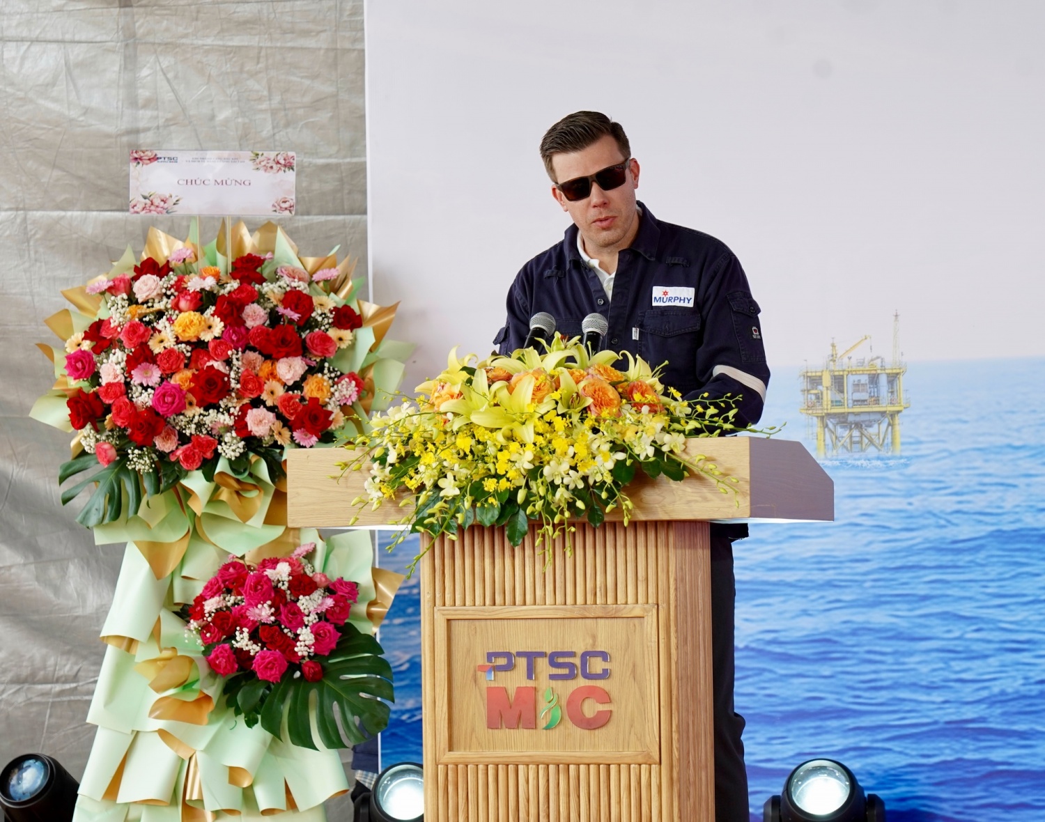 PTSC M&C hạ thủy giàn xử lý trung tâm Lạc Đà Vàng-A, sẵn sàng cho giai đoạn lắp đặt ngoài khơi PTSC M&C hạ thủy giàn xử lý trung tâm Lạc Đà Vàng-A, sẵn sàng cho giai đoạn lắp đặt ngoài khơi