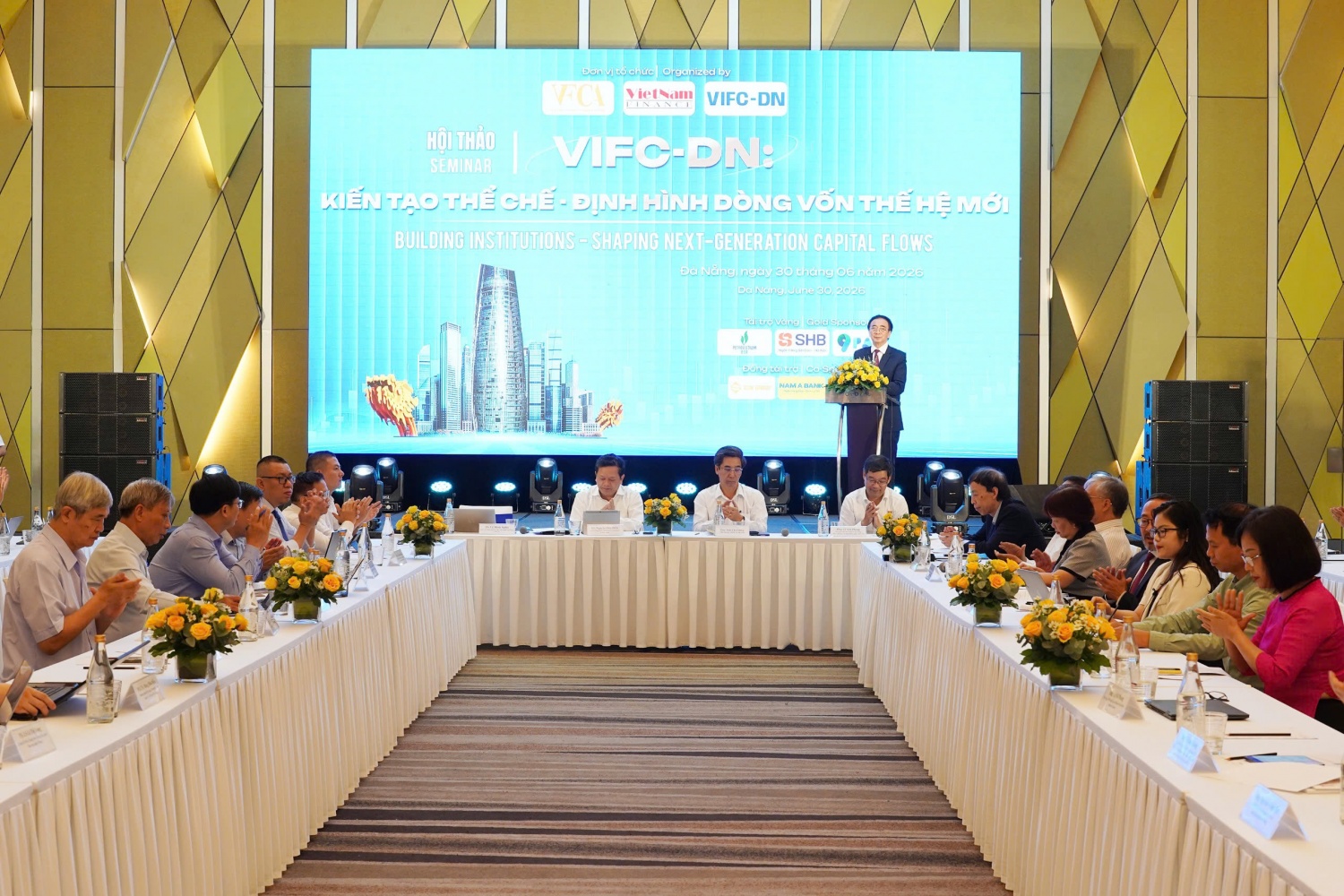 Kiến tạo thể chế, mở dòng vốn mới cho Trung tâm Tài chính quốc tế Đà Nẵng Kiến tạo thể chế, mở dòng vốn mới cho Trung tâm Tài chính quốc tế Đà Nẵng