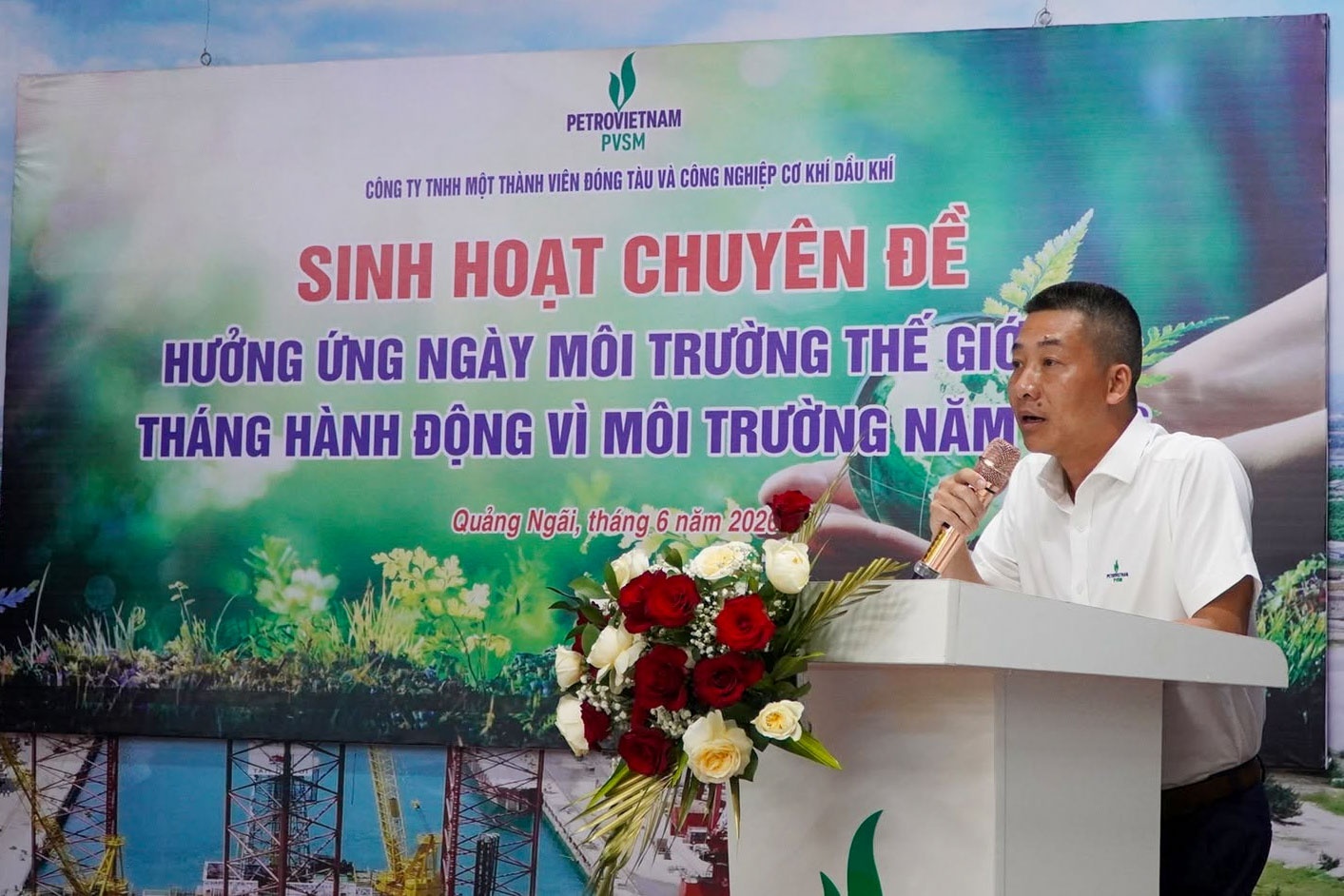 Hưởng ứng hoạt động vì môi trường, PVSM tổ chức sinh hoạt chuyên đề và ra quân vệ sinh nhà máy