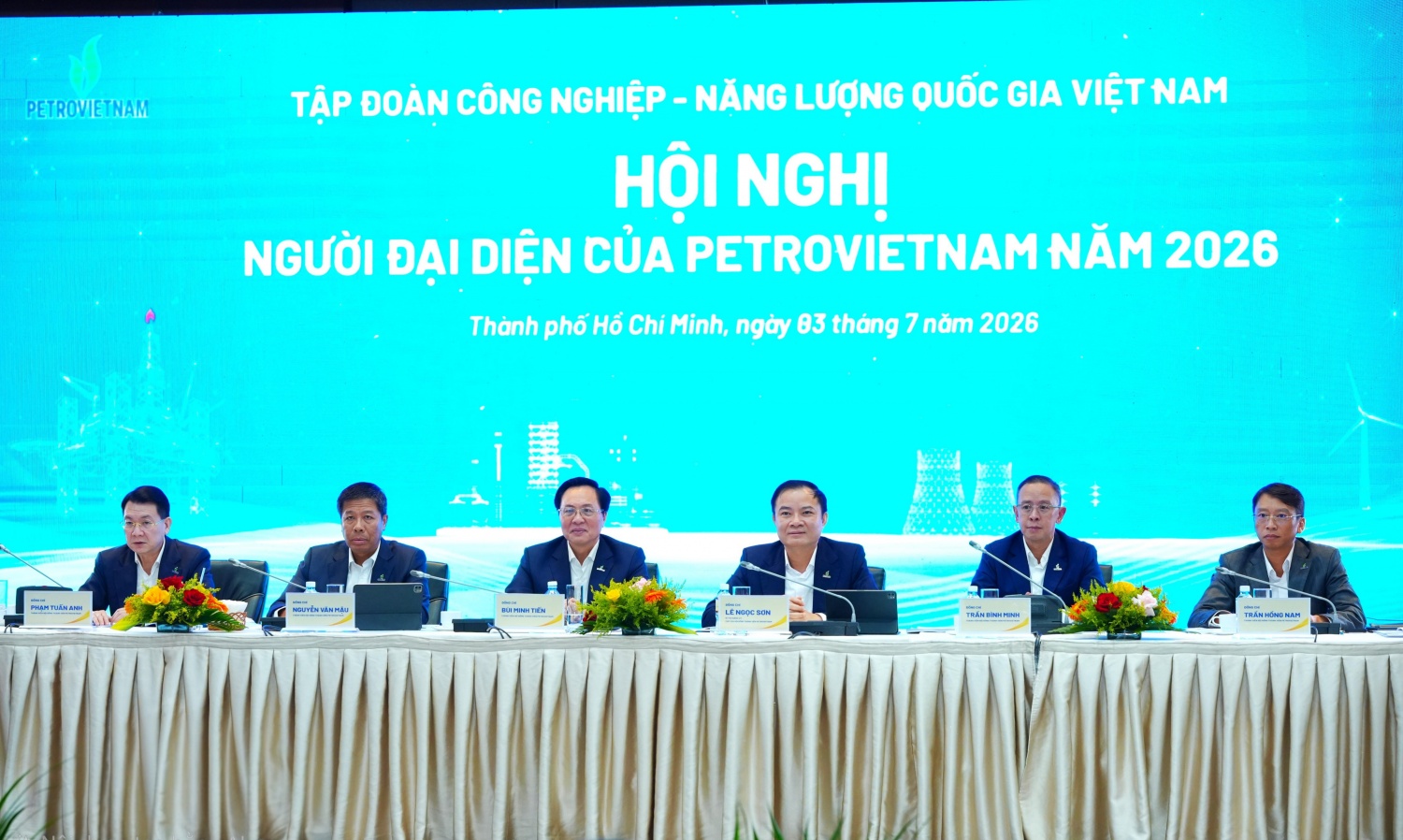 Petrovietnam phát huy vai trò người đại diện trong giai đoạn tăng trưởng mới Petrovietnam phát huy vai trò người đại diện trong giai đoạn tăng trưởng mới