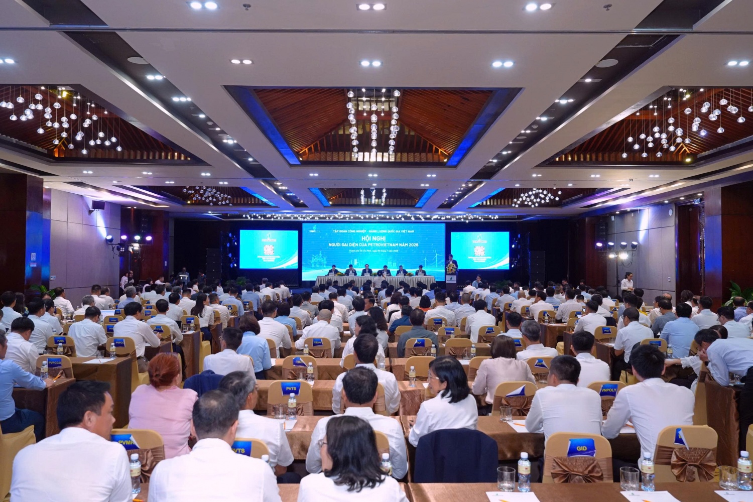 Petrovietnam phát huy vai trò người đại diện trong giai đoạn tăng trưởng mới Petrovietnam phát huy vai trò người đại diện trong giai đoạn tăng trưởng mới