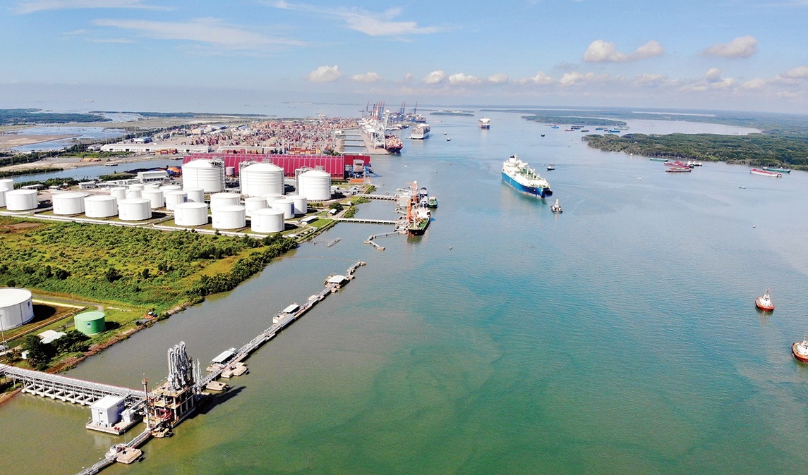 Petrovietnam: “Lá chắn” năng lượng quốc gia