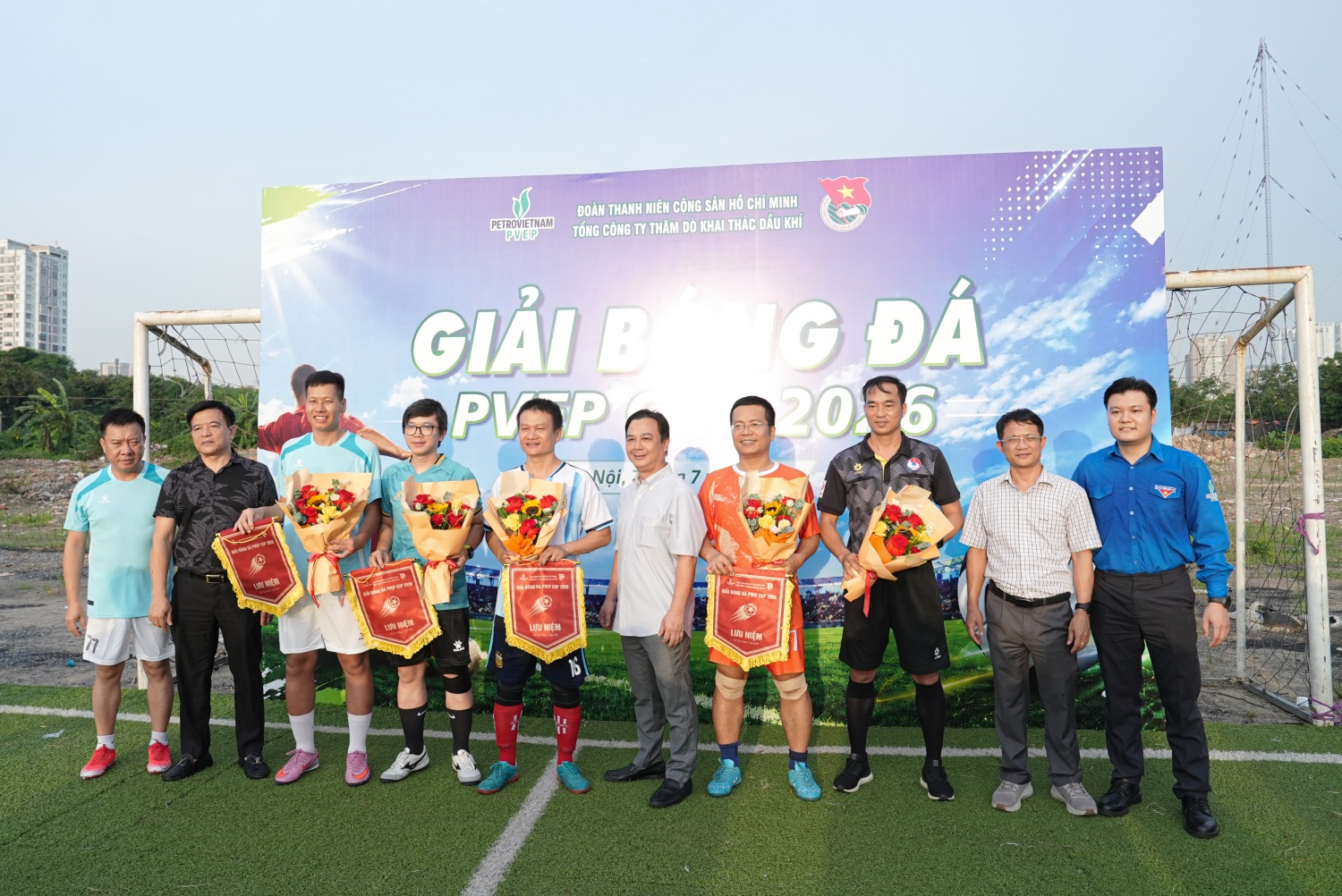 Khai mạc Giải bóng đá PVP Cup 2026: Gắn kết cán bộ, người lao động toàn Tổng công ty Khai mạc Giải bóng đá PVP Cup 2026: Gắn kết cán bộ, người lao động toàn Tổng công ty