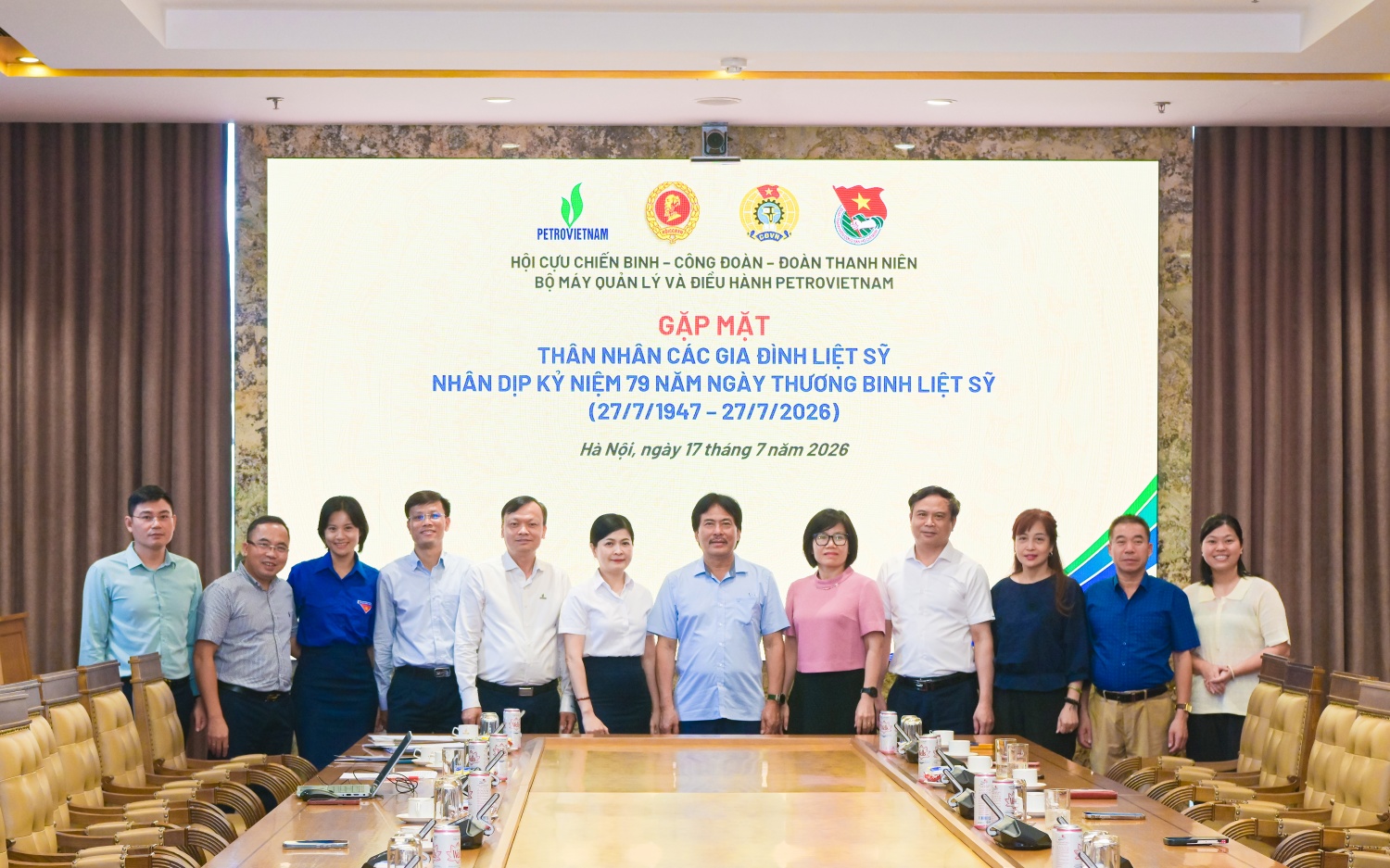 Hội CCB Tập đoàn, Công đoàn, Đoàn Thanh niên BMQL&ĐH gặp mặt các cán bộ là thân nhân gia đình liệt sĩ Hội CCB Tập đoàn, Công đoàn, Đoàn Thanh niên BMQL&ĐH gặp mặt các cán bộ là thân nhân gia đình liệt sĩ