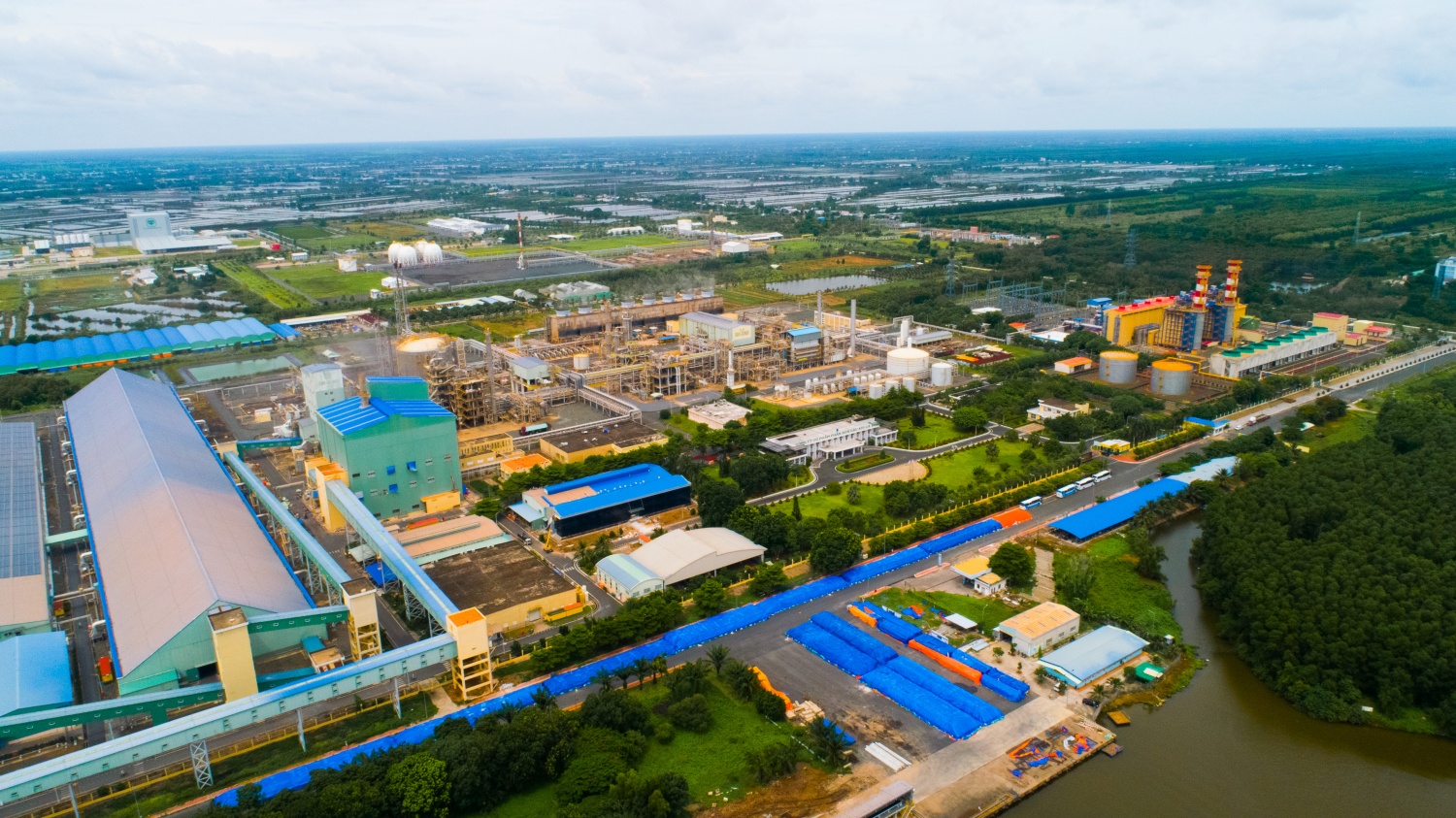 Kỳ 3: Điểm nghẽn thể chế - chi phí vô hình của tăng trưởng