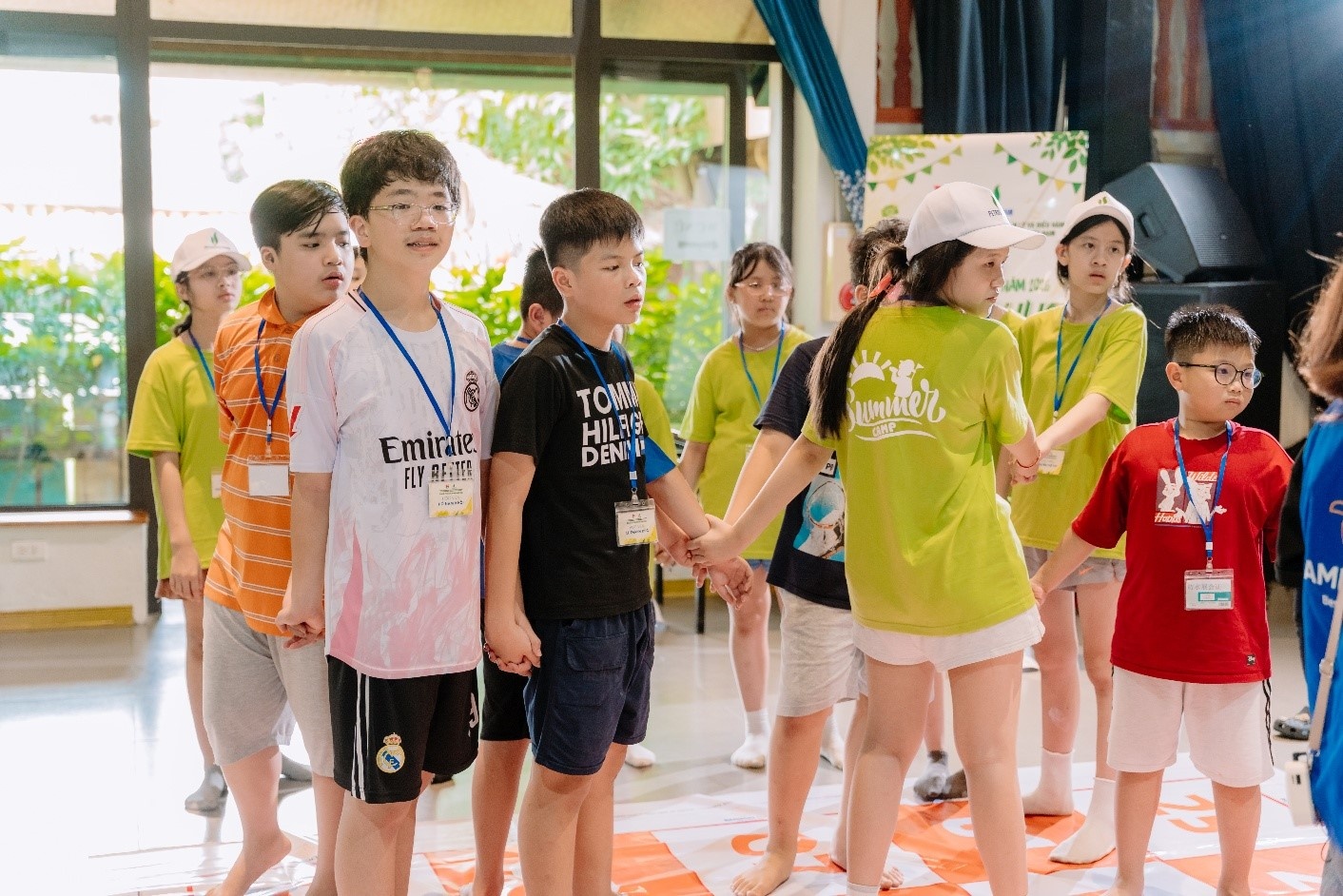 Các em trở nên gần gũi và thân thiết hơn qua từng hoạt động