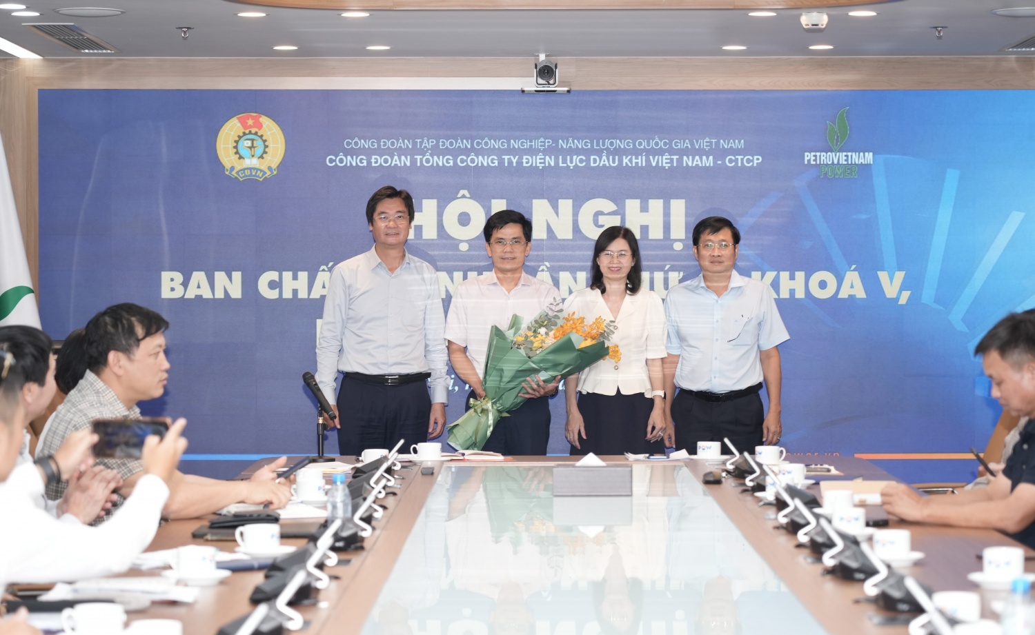Đẩy mạnh đổi mới sáng tạo, xây dựng tổ chức Công đoàn PV Power vững mạnh Đẩy mạnh đổi mới sáng tạo, xây dựng tổ chức Công đoàn PV Power vững mạnh