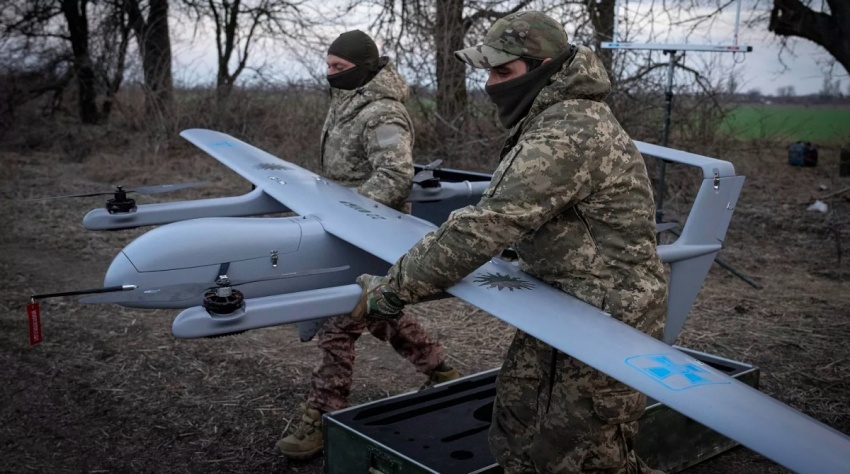 Nhà máy lọc dầu Nga lại trúng đòn tấn công của UAV Ukraine