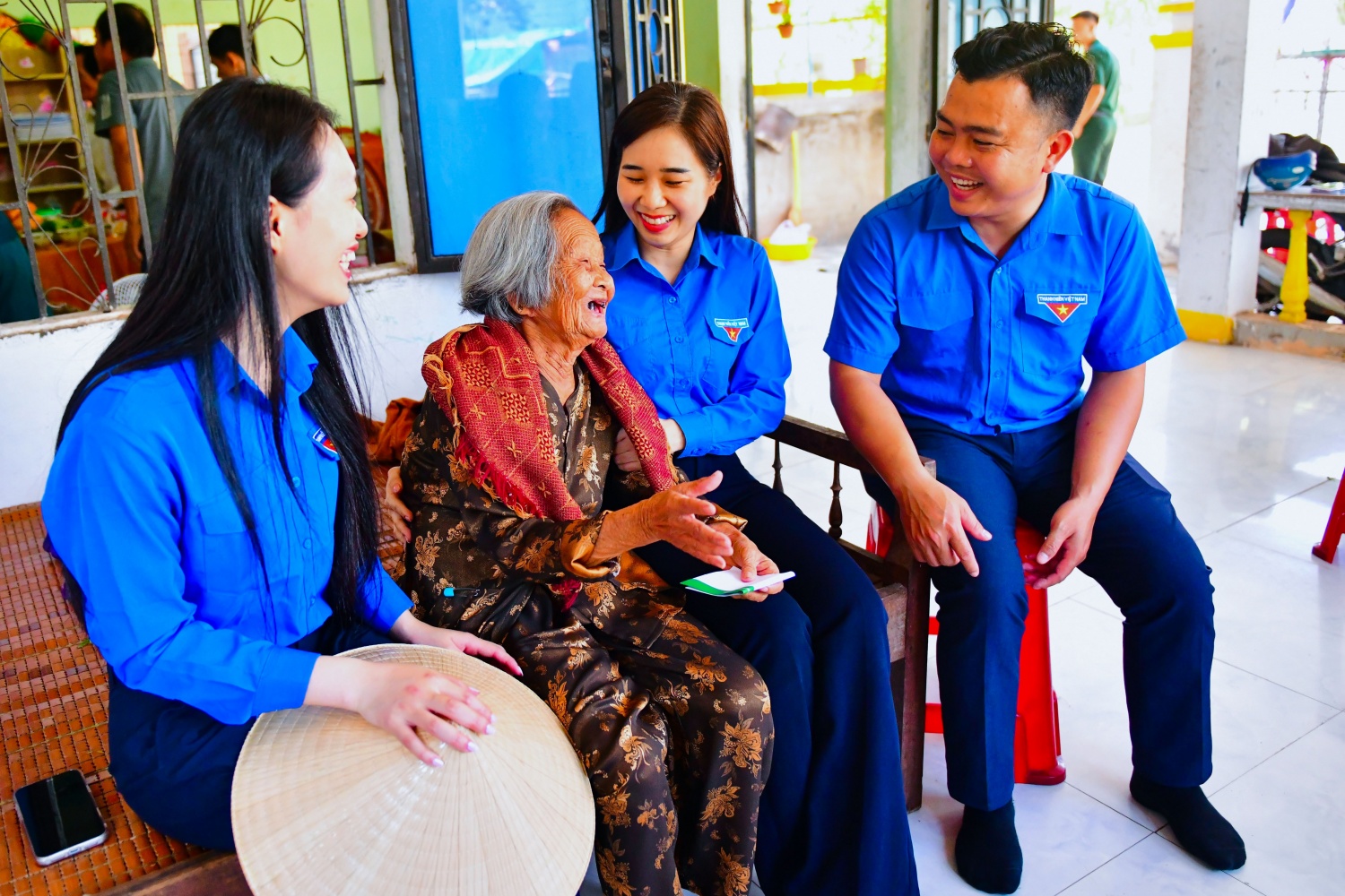 Tuổi trẻ BSR gửi trọn lòng biết ơn qua “Mâm cơm tri ân - Nụ cười của Mẹ”