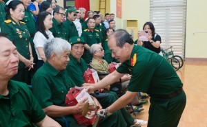 [VIDEO] Petrovietnam tri ân thương, bệnh binh tại Trung tâm Điều dưỡng người có công tỉnh Phú Thọ