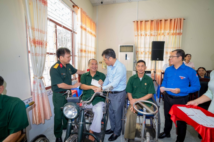Vietsovpetro tổ chức chuỗi hoạt động tri ân nhân kỷ niệm 79 năm Ngày Thương binh - Liệt sĩ
