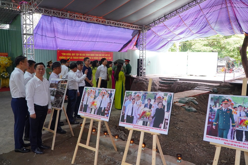 PV Drilling dâng hương tri ân các Anh hùng liệt sĩ tại Công viên Lê Thị Riêng