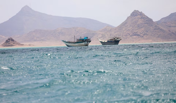 Tàu chở dầu né Biển Đỏ sau các cuộc tấn công của Houthi